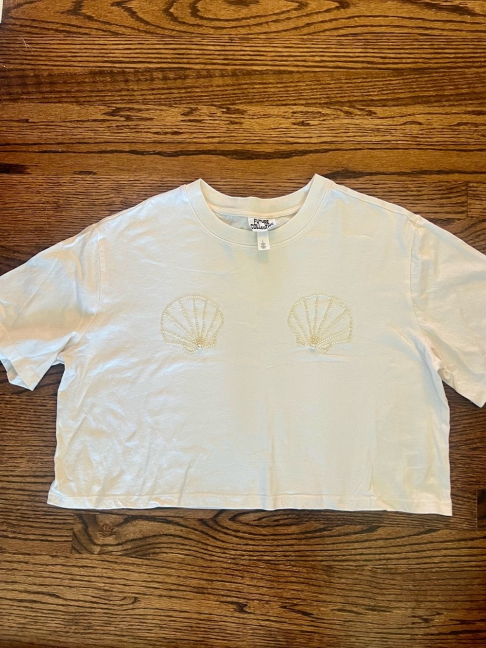 Seashell Beaded T-Shirt from Future Collective - NWOT - Picture 3 of 3